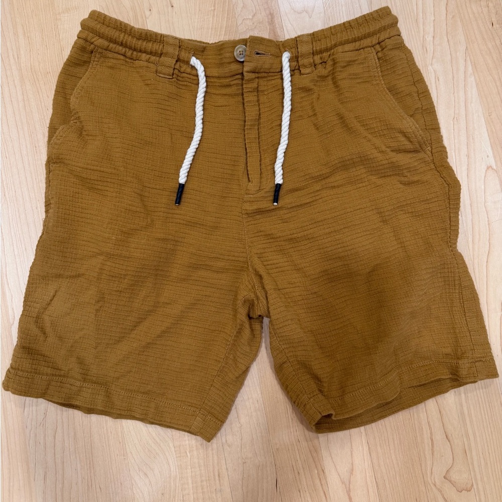 Zara Men's Drawstring Shorts in Mustard Brown